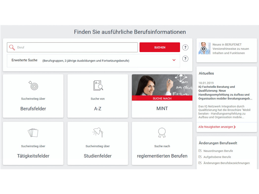 Bildschirmfoto des Berufsinformationsportals BERUFENET mit Suchfeld und Kacheln wie „Berufsfelder“, „A–Z“ und „MINT“.