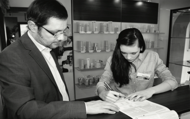 Traumberuf Friseurin - Auf Lehrstellensuche mit dem Praxistag der Adolf- Reichwein-Schule