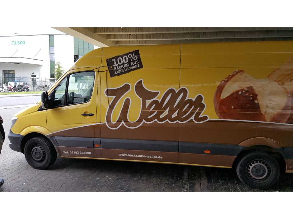 Dienstwagen der Bäckerei Weller