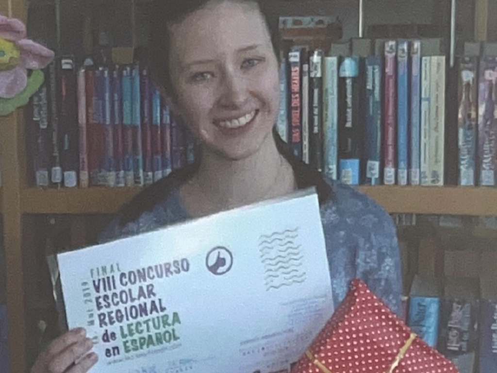 Luci Dittloff gewinnt Halbfinale im Spanischvorlesewettbewerb