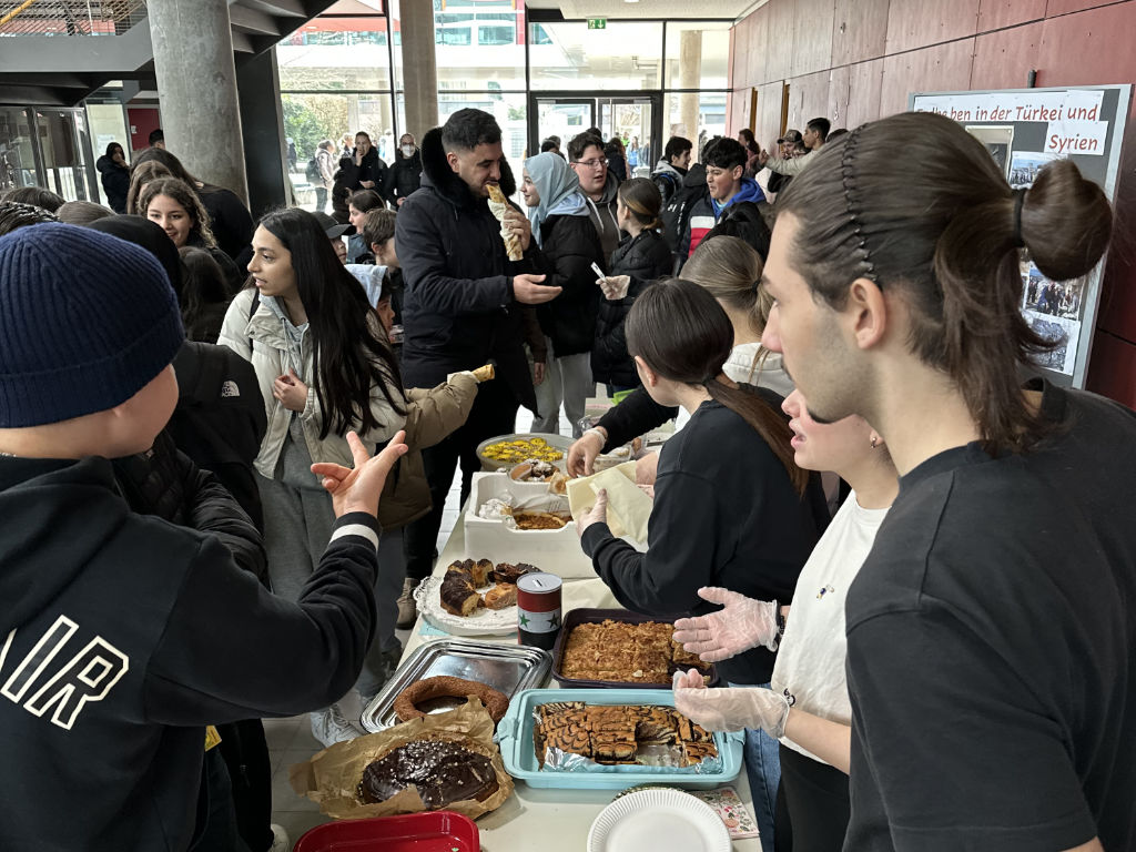 Spenden für die Erdbeben Opfer