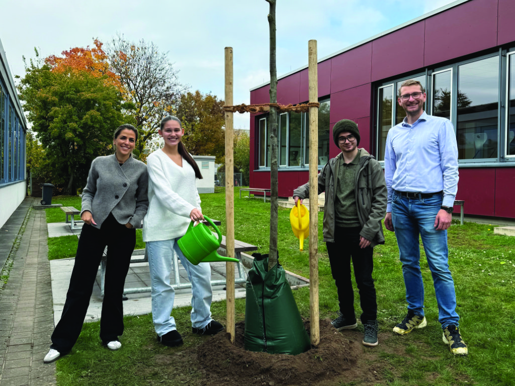 Umweltschutz und Schule 3.0 – Schülerschaft der Adolf-Reichwein-Schule engagiert sich weiterhin