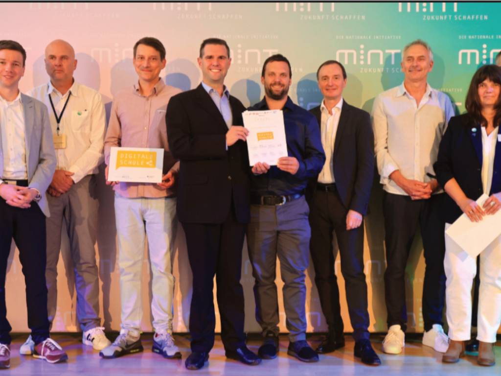 Unsere Schule bestätigt das Gütesiegel „Digitale Schule“